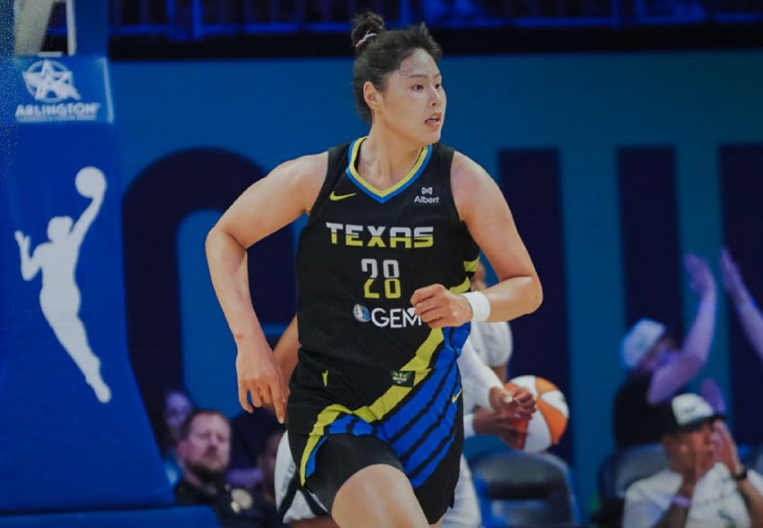 上一场, 仅得到, 达拉斯飞翼