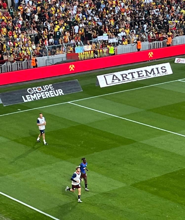 这不会改变, 份来到法国