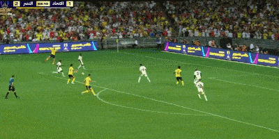 射飞上看台, 裁判对此没 射飞上看台, 裁判对此没