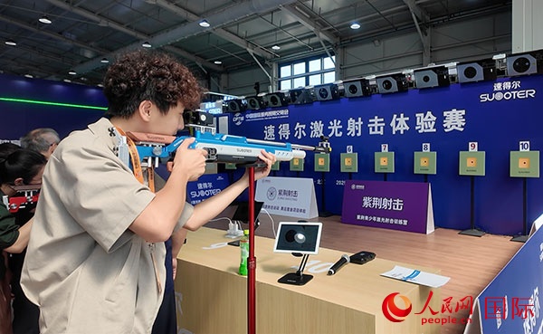 在服贸会的, 司进入中国, 推动下