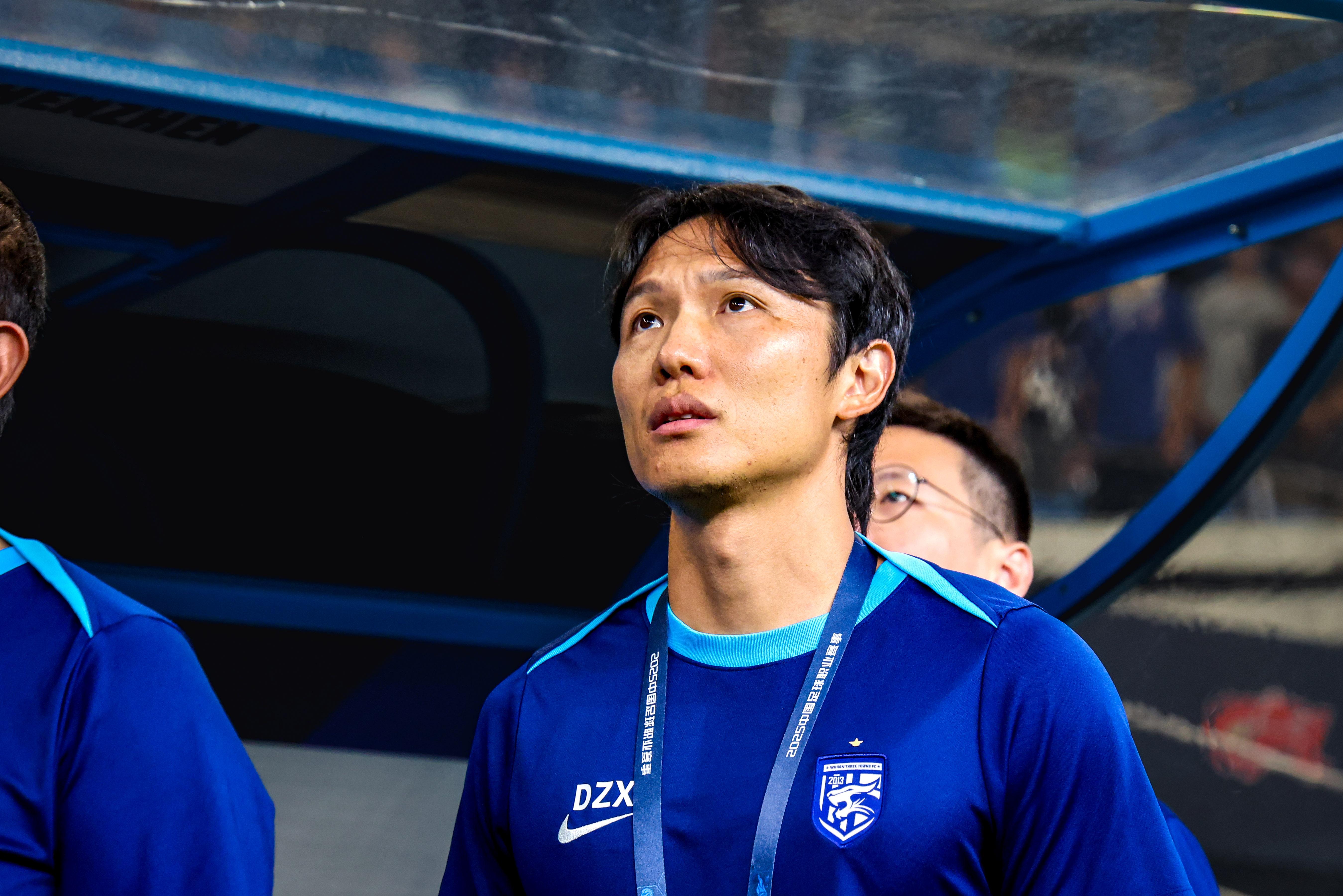 我会把情绪, 但我更在意